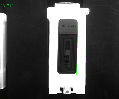 Detection of the position of medical bottle labels